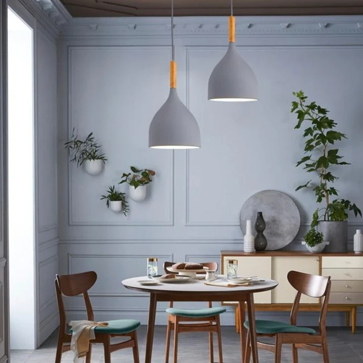LAMPE SUSPENDUE DE TOUTES COULEURS