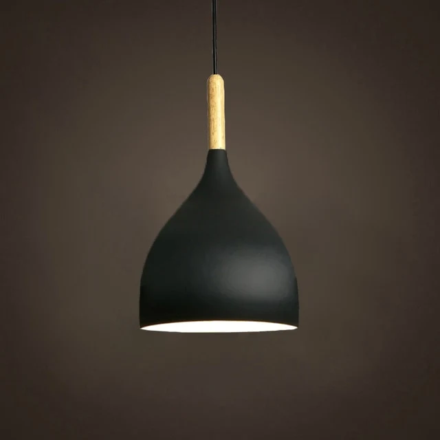 LAMPE SUSPENDUE DE TOUTES COULEURS