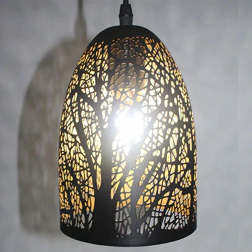 LAMPE SUSPENDUE ABAT-JOUR EN MÉTAL NOIR