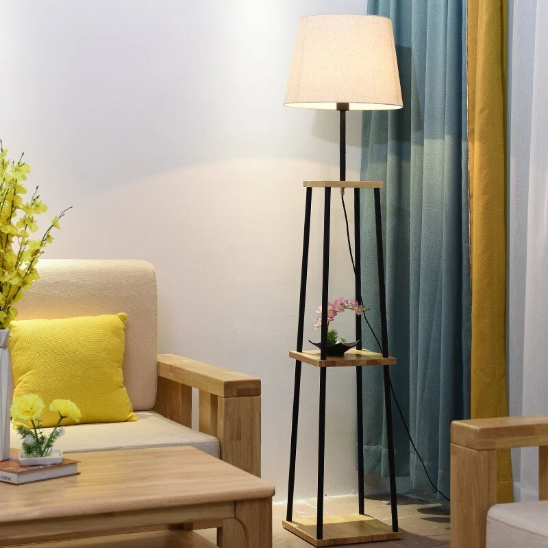 LAMPADAIRE EN BOIS ET MÉTAL FONCÉ