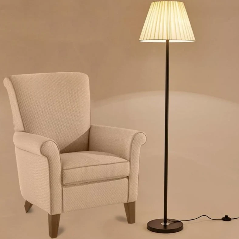 LAMPADAIRE RÉTRO EN MÉTAL