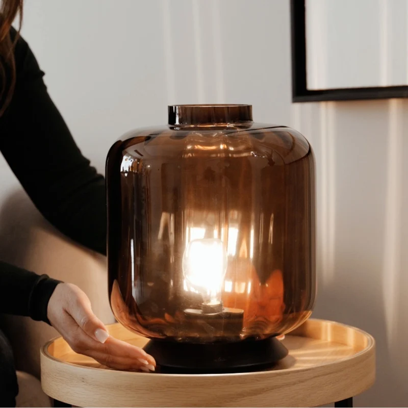 s.luce Velo Glas-Tischleuchte mit Schalter