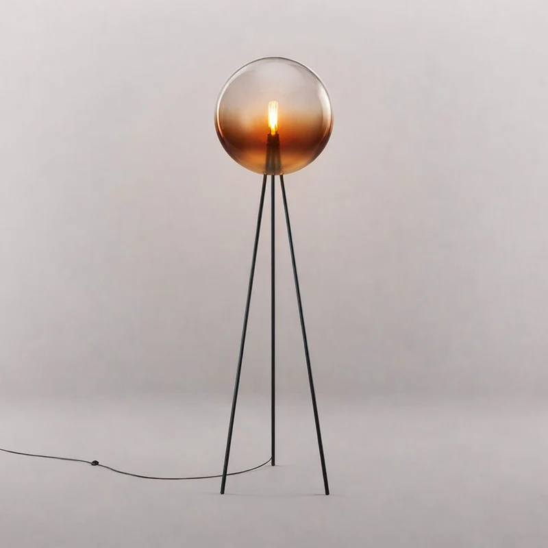 s.luce Dreibein-Stehleuchte Orb Tripod 160cm mit Glaskugel