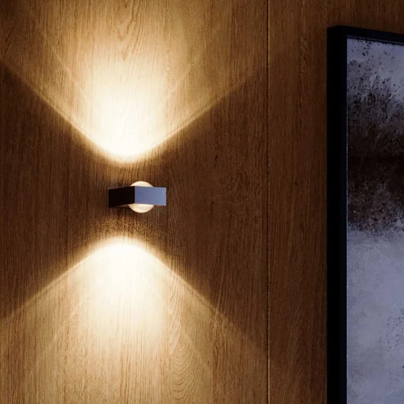 s.luce Beam X moderne Wandleuchte Up & Down eckig