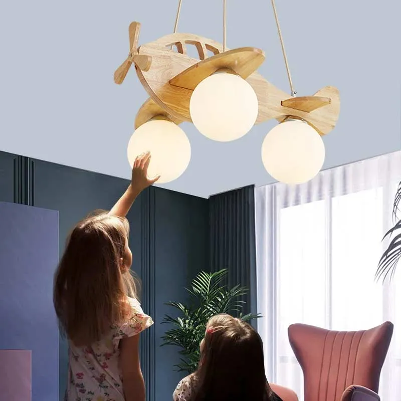 LUSTRE EN BOIS EN FORME D'AVION