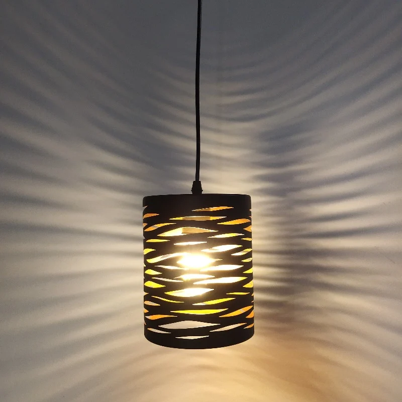 LAMPE SUSPENDUE NOIRE A MOTIFS