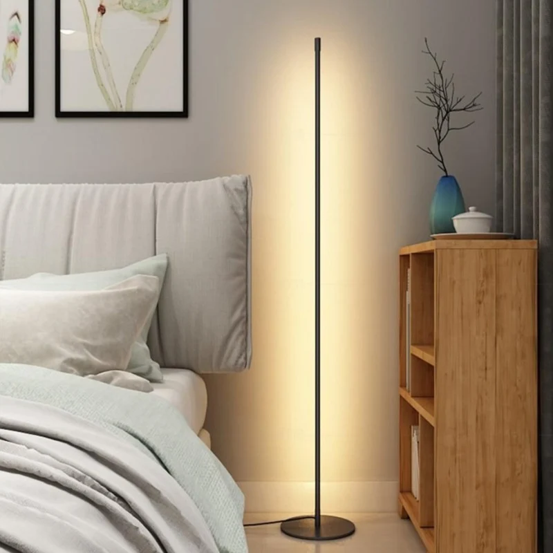 LAMPADAIRE LED RGB AVEC TRÉPIED