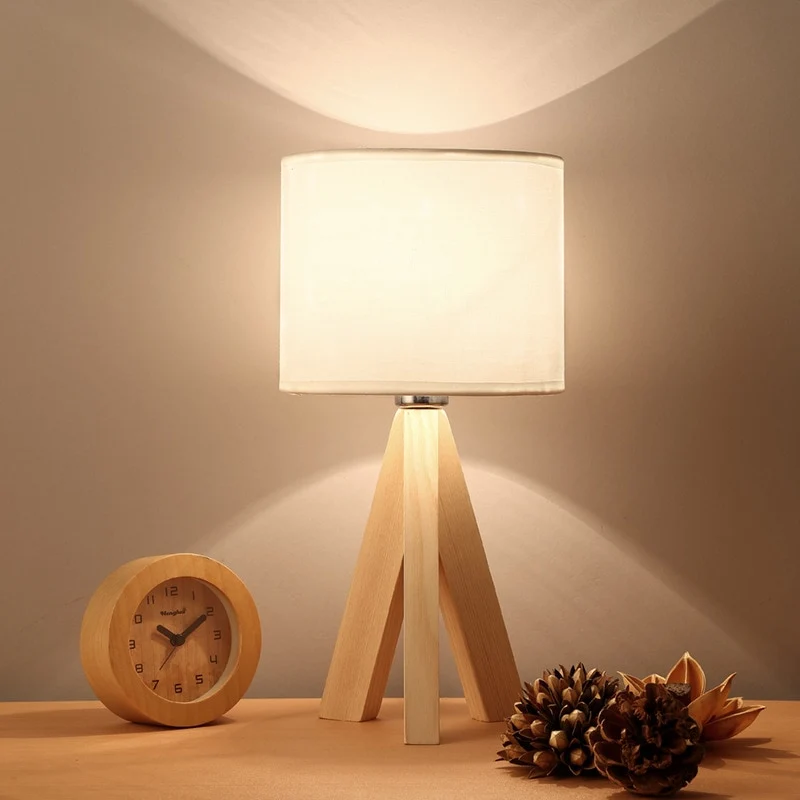 LAMPE DE CHEVET EN BOIS