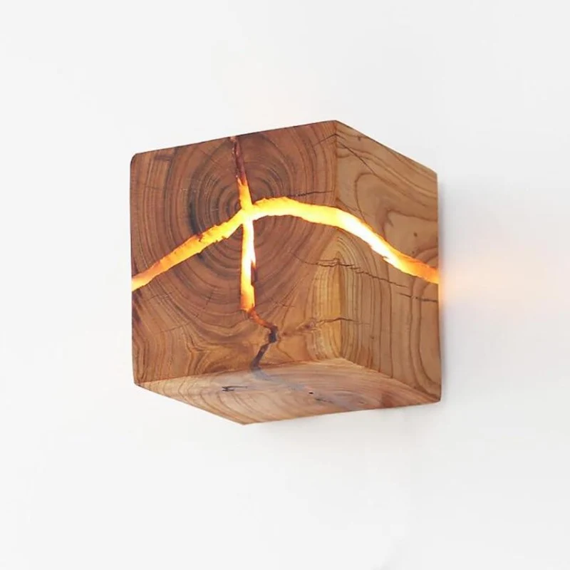 APPLIQUE MURALE EN BOIS FENDU