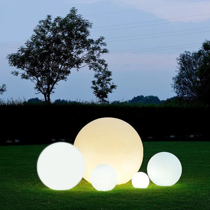BOULE LUMINEUSE FLOTTANTE