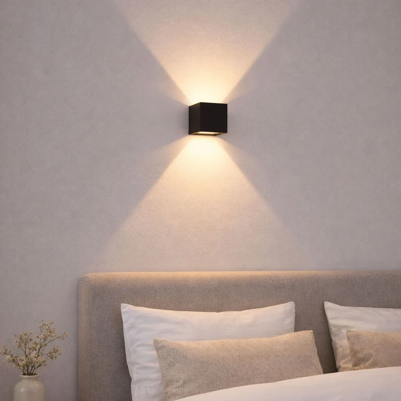 s.luce Ixa LED Wandlampe verstellbare Winkel Innen & Außen IP44