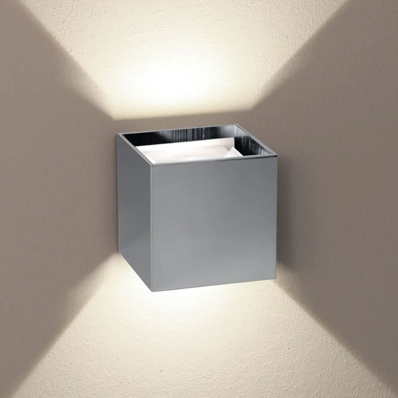 s.luce Ixa LED Wandlampe verstellbare Winkel Innen & Außen IP44