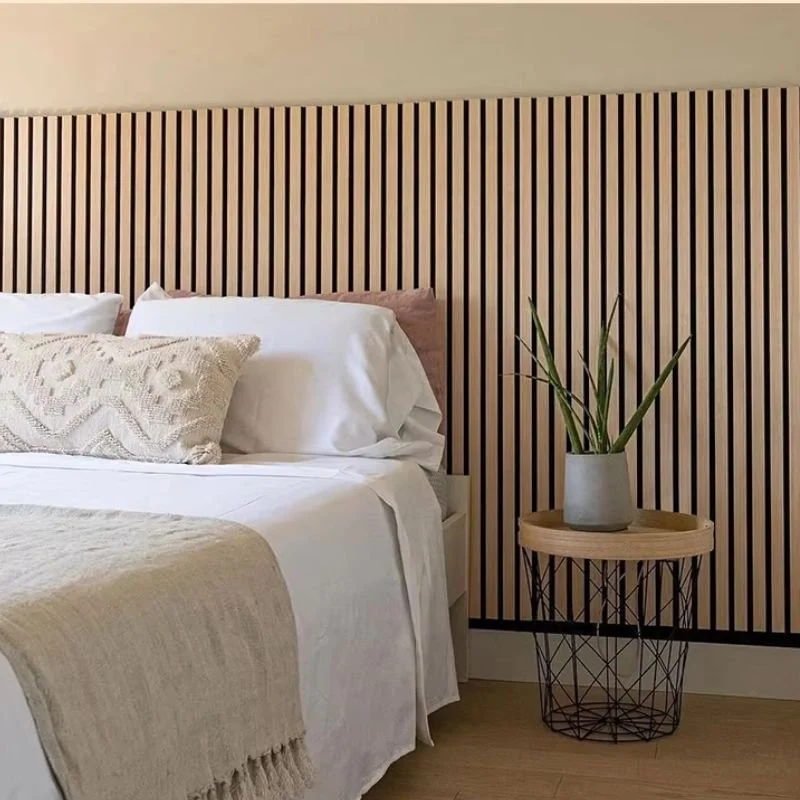 Lot de 8 Panneaux Acoustiques Muraux - Tasseaux Finition Chêne Blanc - Fond Noir - 240x60x2,2cm