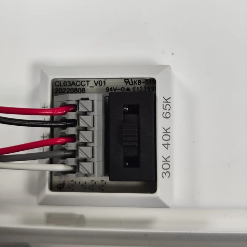 Réglette LED 120cm Étanche IP65 CCT 22/28/34/40W avec détecteur - 3000K/4000K/6500K