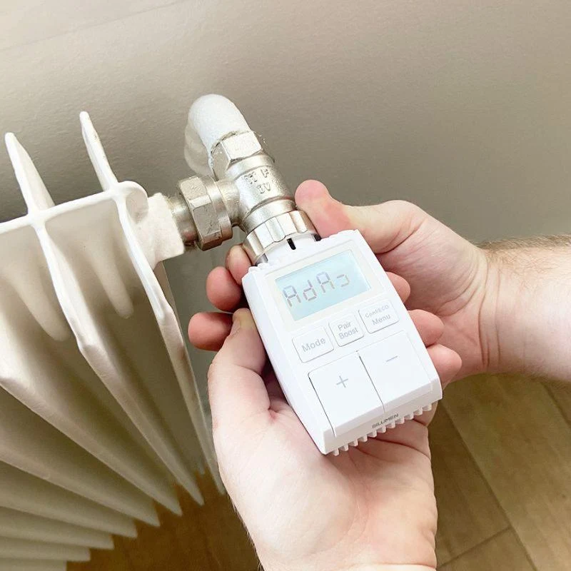 Kit de 2 Têtes Thermostatiques Connectées Universelle avec Ecran LCD + Passerelle ZigBee