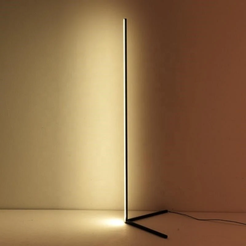 Lampe sur Pied Connectée WiFi RGBW 142cm avec Télécommande