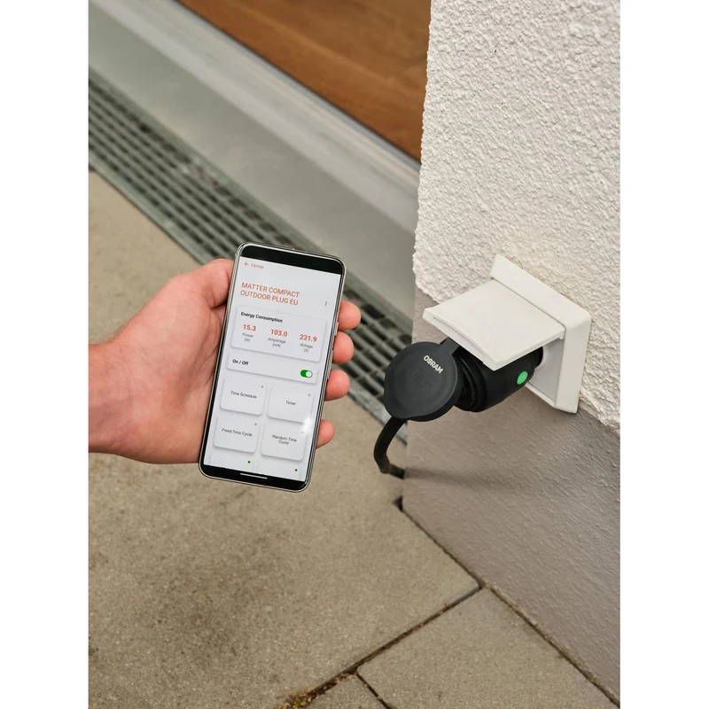 LEDANCE ZigBee SMART+ prise compacte intelligente extérieure, noire