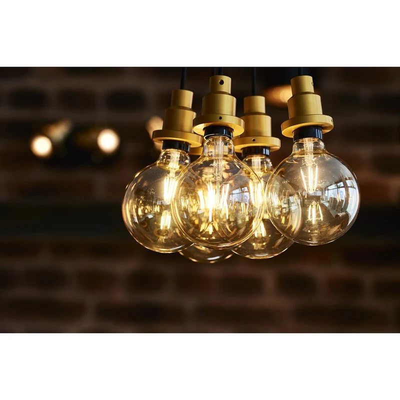 Lampe LED OSRAM VINTAGE 1906® LED CLASSIC A 4W 820 Gold E27, 300 lm, 2000 K, Lumière chaude et confortable