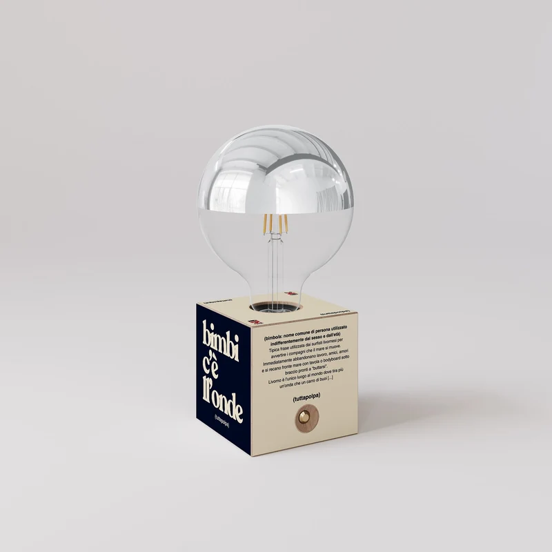 Lampe à batterie Cabless03 « Bimbi c’est l’onde » avec ampoule globe demi-sphère argent - Tuttapolpa