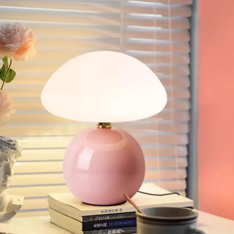 Lampe de Table | BLUSH