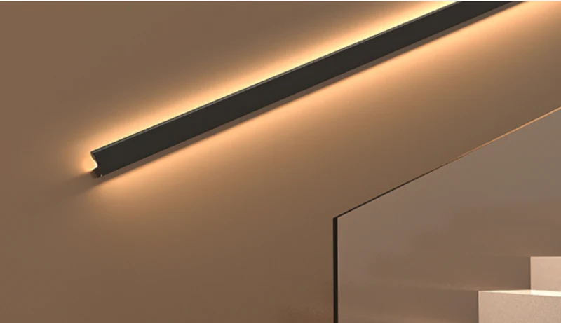 Profilé d'aluminium pour escalier NTALB-192. 2 mètres