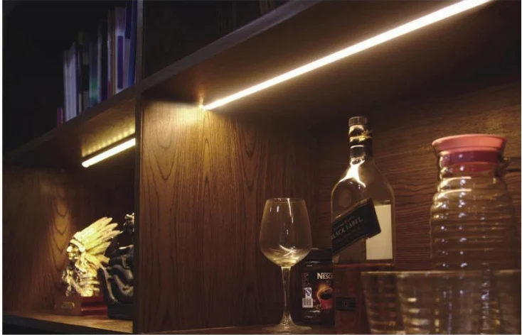 Profilé d'aluminium avec diffuseur NTALB-10 pour Ruban DEL lumineux 2 mètres