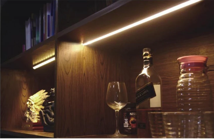 Profilé d'aluminium avec diffuseur NTALB-11 pour Ruban DEL lumineux 2 mètres