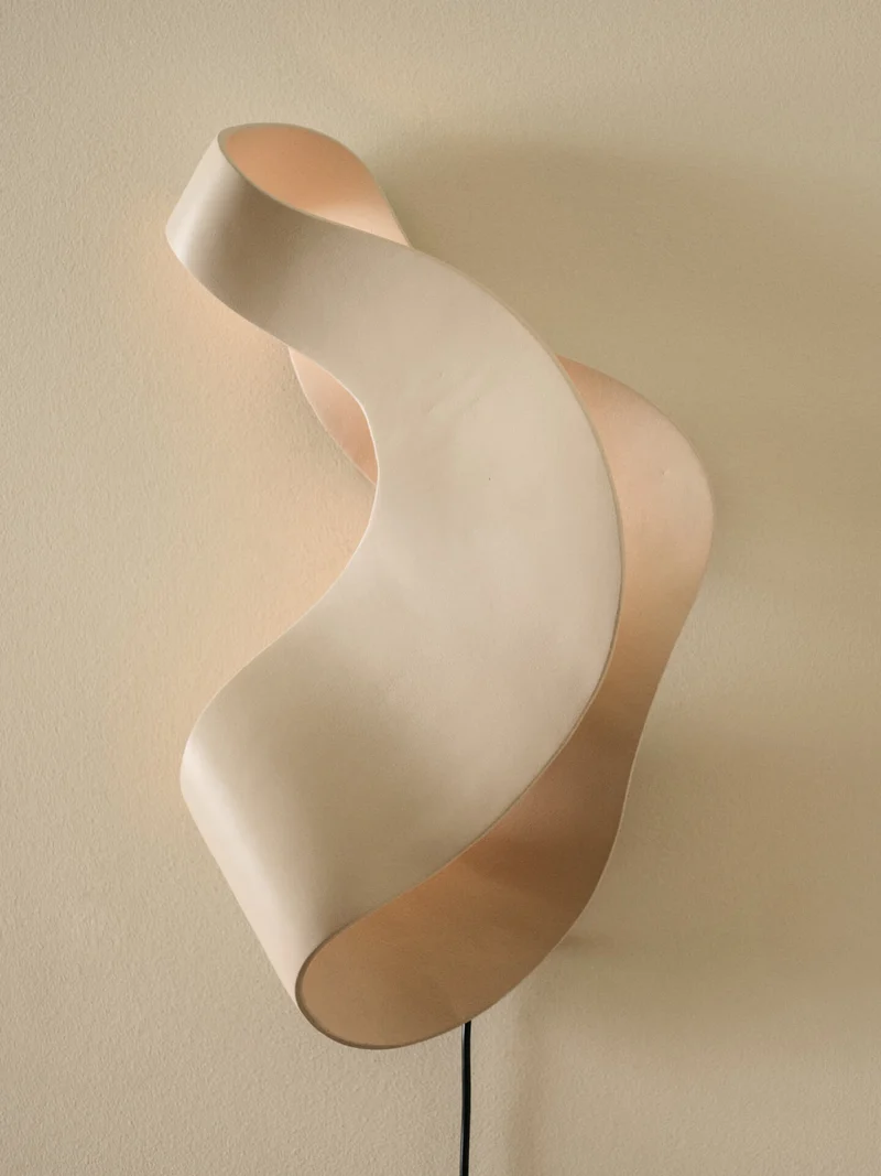 Oyster Wall Lamp – Light Cashmere