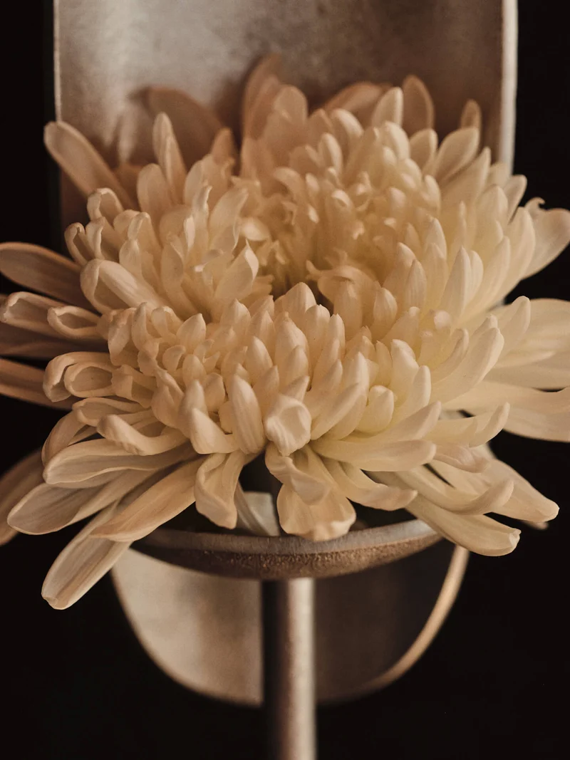 Agapé Floor Candle Holder