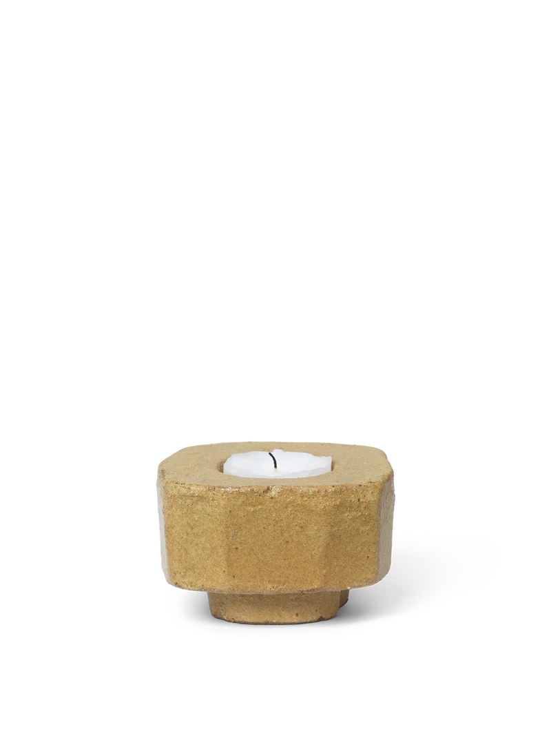 Kurinu Candle Holder