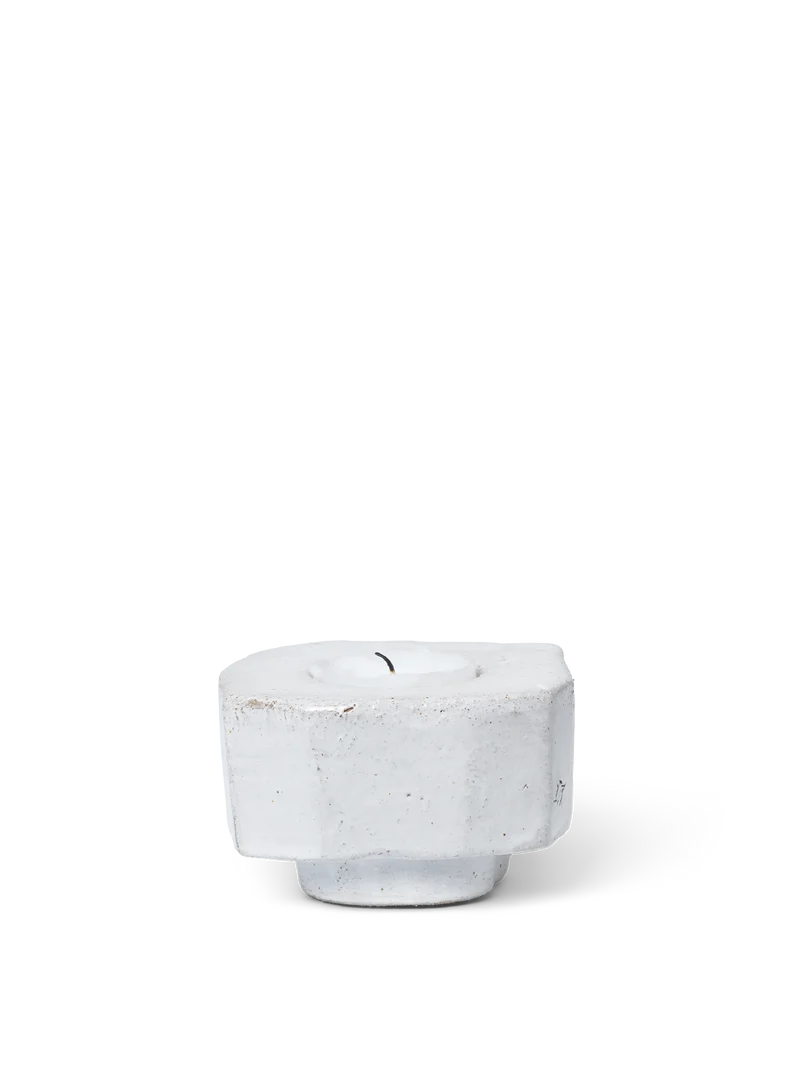 Kurinu Candle Holder