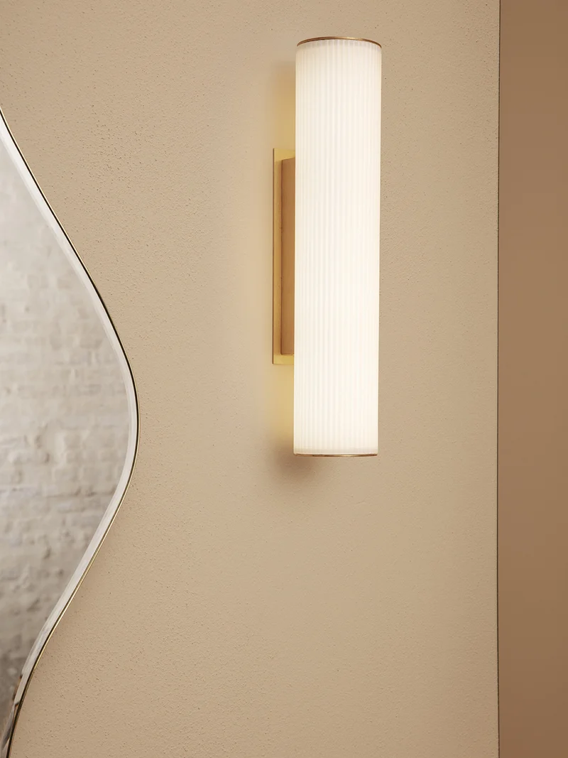 Vuelta Wall Lamp II 40 cm – White / Brass