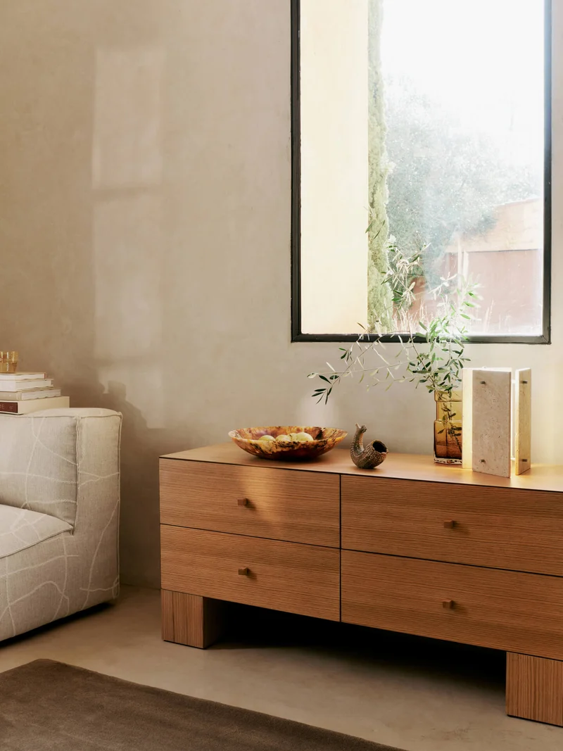 Oeste Table Lamp