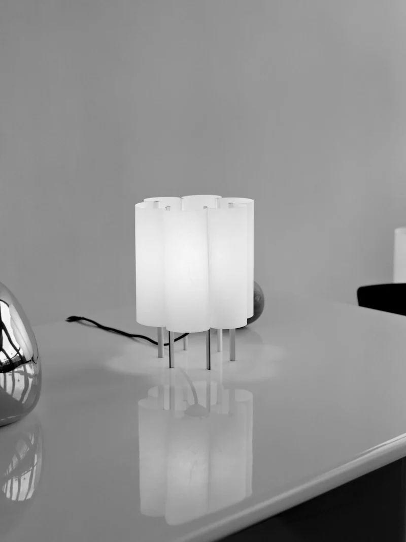 Boe Table Lamp H28 cm – Silver / Natural