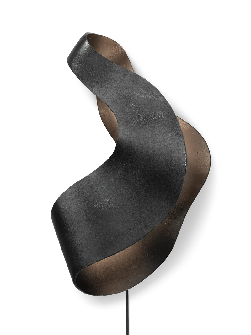 Oyster Wall Lamp – Black