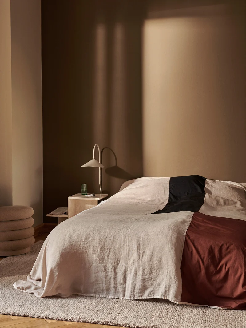 Arum Swivel Wall Lamp