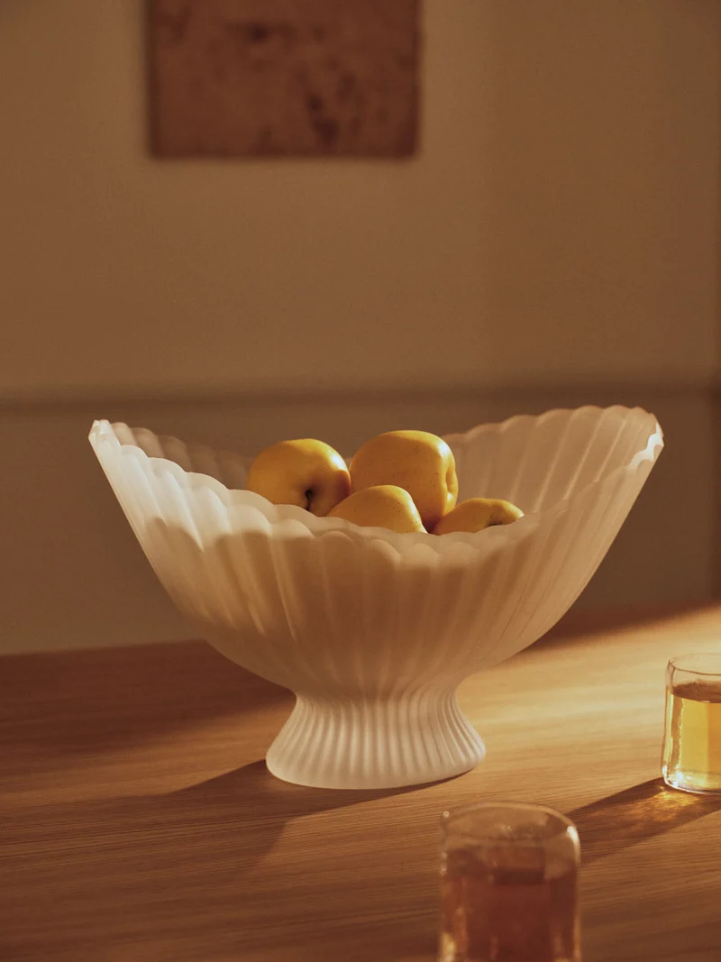 Fountain Glass Centrepiece