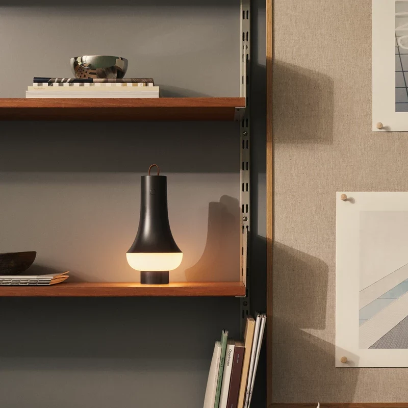 Tomoshi Portable Lamp