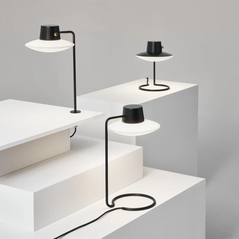 AJ Oxford Table Lamp