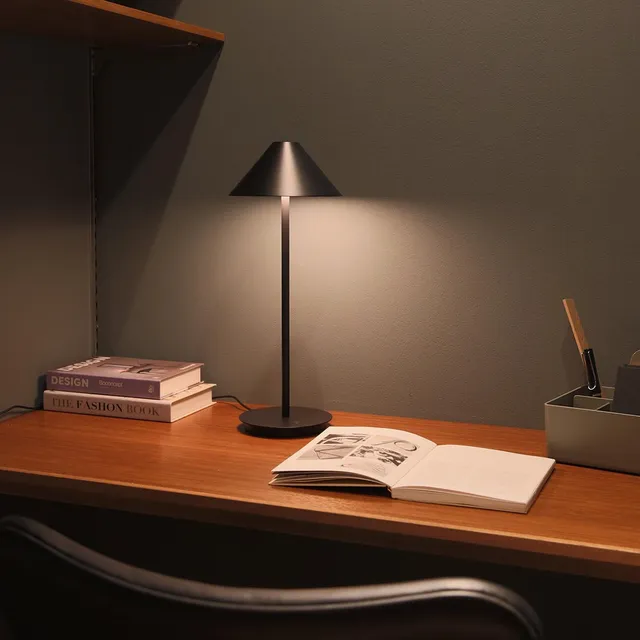 Keglen Table Lamp