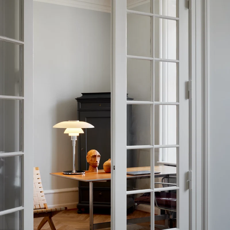 PH 4½-3½ Table Lamp