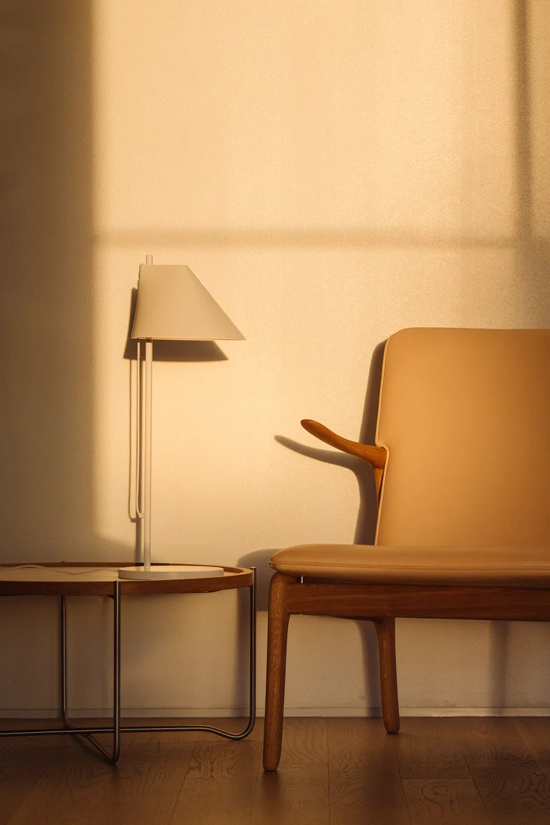 Yuh Table Lamp