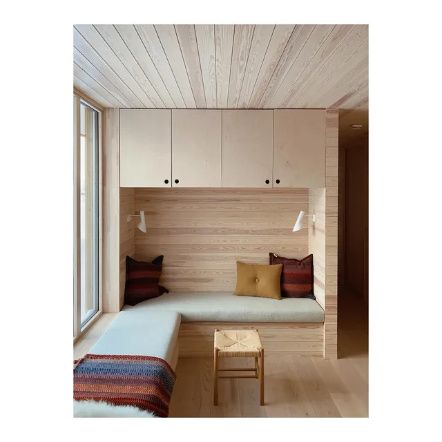 AJ Wall Lamp