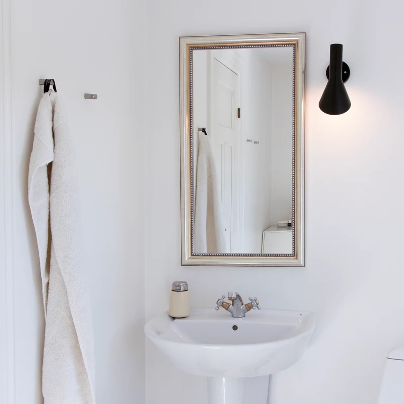 AJ Wall Lamp