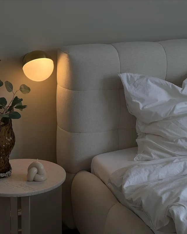 VL Studio Wall Lamp