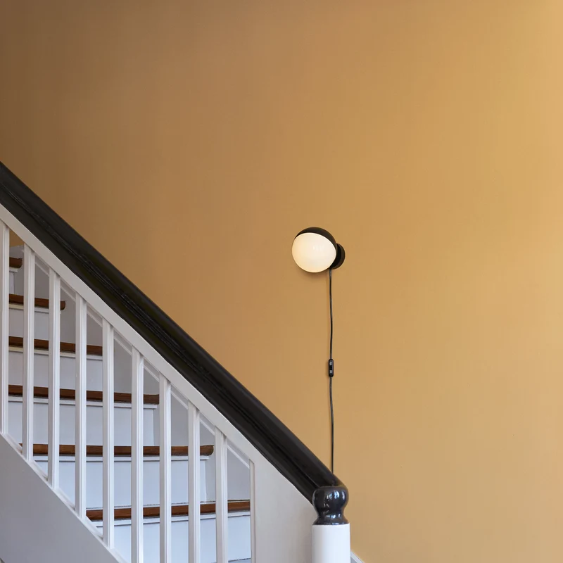 VL Studio Wall Lamp