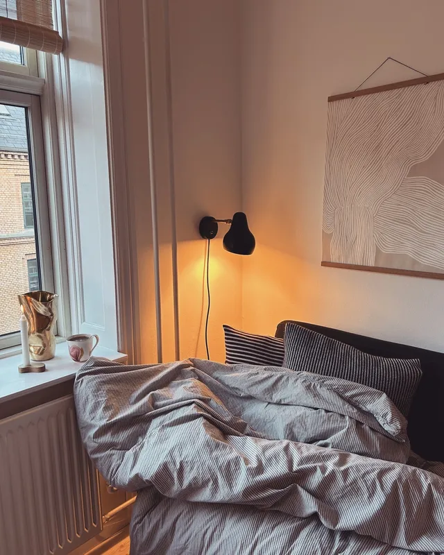VL 38 Wall Lamp