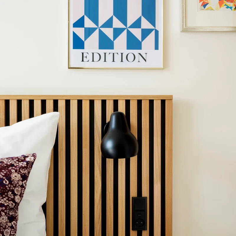 VL 38 Wall Lamp