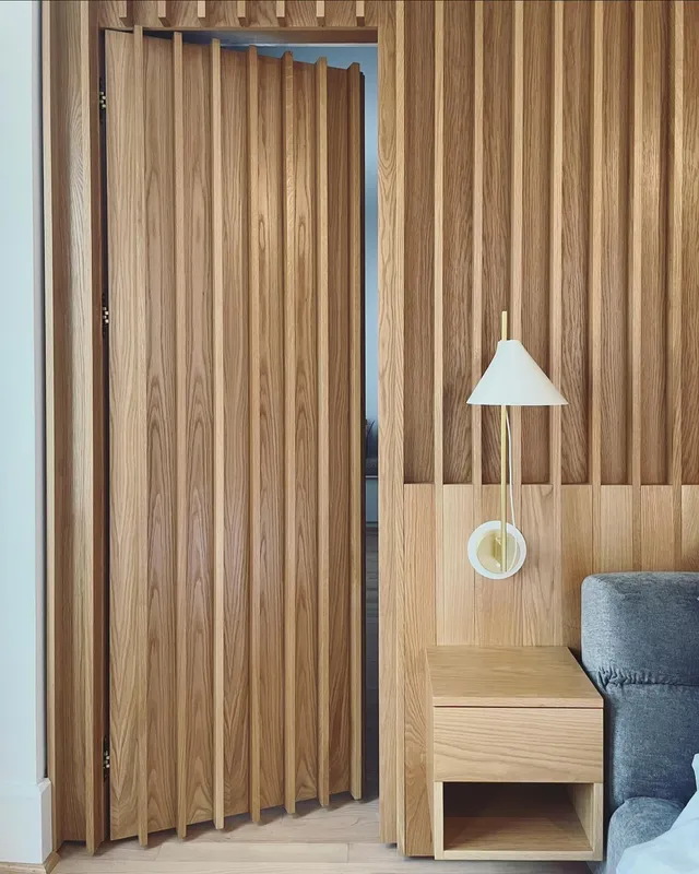 Yuh Wall Lamp