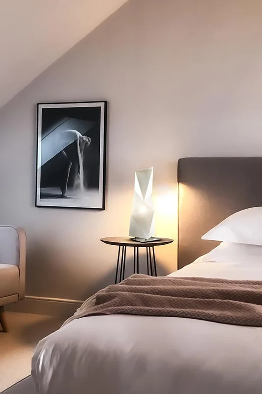 Diamond Table Small